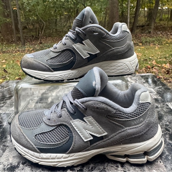 New Balance Size 1 2002R Unisex Kids Running Shoes Steel Gray  Athletic Sneakers - Picture 6 of 16